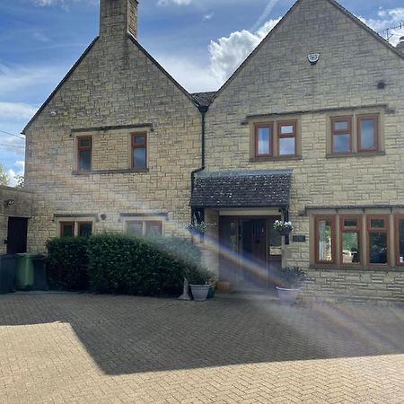 Cotswolds Luxury House In Central Bourton Large Sleeps 2-11. Pet Friendly. Экстерьер фото
