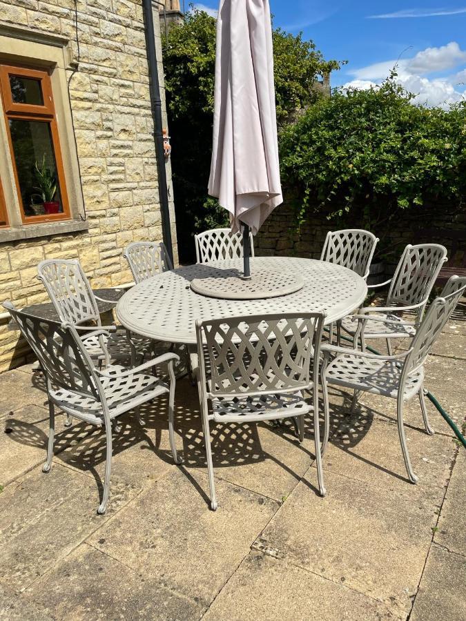 Cotswolds Luxury House In Central Bourton Large Sleeps 2-11. Pet Friendly. Экстерьер фото