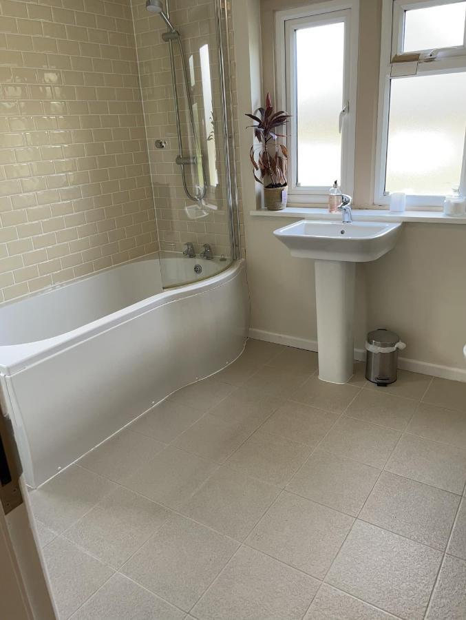 Cotswolds Luxury House In Central Bourton Large Sleeps 2-11. Pet Friendly. Экстерьер фото